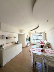 Blk 483B Grove Spring @ Yishun (Yishun), HDB 4 Rooms #570573851